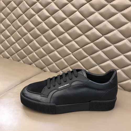 DolceGabbana Scarpe Uomo Codice 0724B40 Taglia 3844 45 personalizzato non reso o cambio