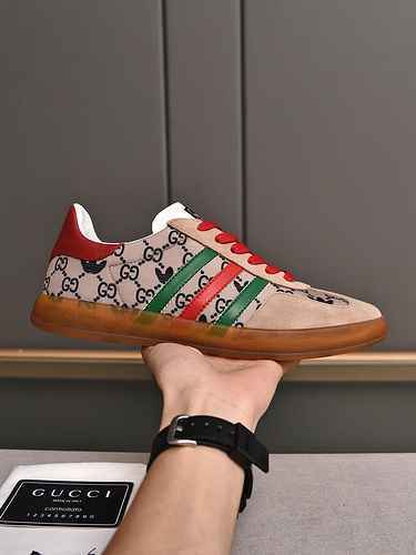 GUCCI Scarpa Uomo Cod. 0717B30 Taglia 3844 personalizzata al 45