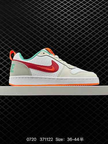 NikeNike Court Borough Low 2quot MilkRacer BlueVoltquot Scarpe da tavola sportive casual in pelle se