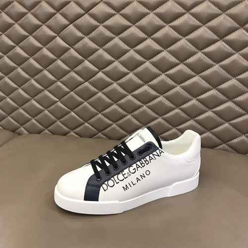 DolceGabbana Scarpe Uomo Codice 0724B40 Taglia 3844 45 personalizzato non reso o cambio