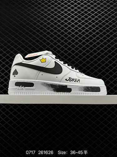 3 Nike Air Force Low Sneaker casual bassa Air Force One Le prestazioni di ammortizzazione morbida ed