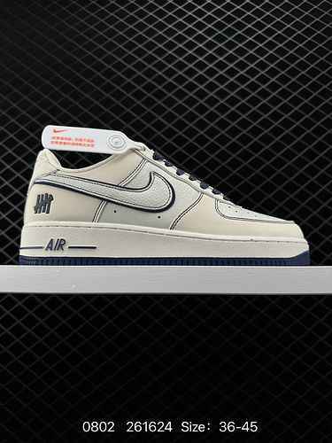 2 Sneaker casual bassa Nike Air Force 7 Air Force One Le prestazioni di ammortizzazione morbida ed e