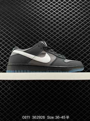 La collezione di scarpe da cricket Nike SB Zoom Dunk Low è una classica sneaker casual versatile con