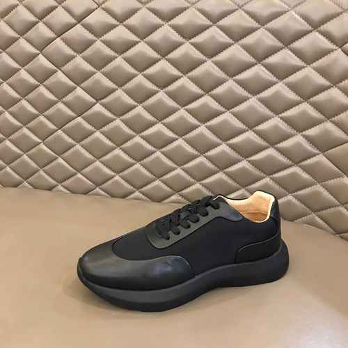 Scarpa da uomo Hermes Codice 0806C20 Taglia 3844 45 personalizzata senza restituzione senza cambio