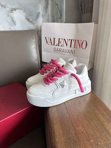 Codice stile coppia Valentino 0806C80 Taglia 3544 45 personalizzato, non reso, non cambio