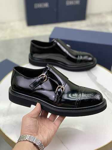 Scarpa da uomo Dior Codice 0809D20 Taglia 3844 45 personalizzata senza restituzione senza cambio