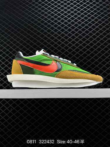 6 Livello aziendale Estetica decostruita giapponese Co brand SACAI x NIKE LDV Waffle Overlap Design 