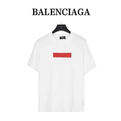 BalenciagaTshirt a maniche corte stampata in 3D con logo rosso sul fondo in schiuma Balenciaga