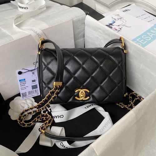 La borsa a catena Chanel Xiaoxiang è realizzata in pelle originale di alto livello importata e versi