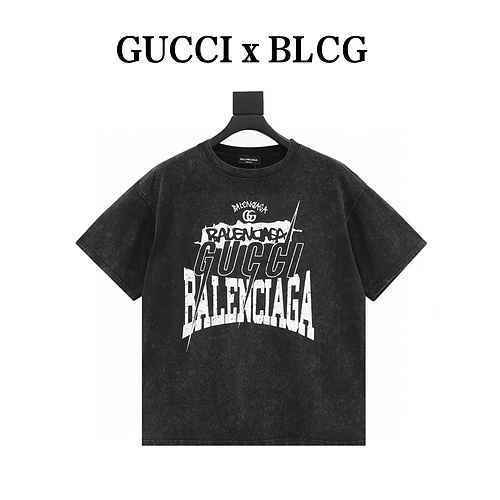 BalenciagaTshirt a maniche corte con marchio Balenciaga BLCG Co