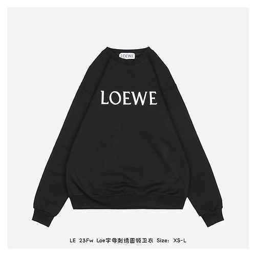 Maglione girocollo ricamato con lettera LE 23Fw Loe