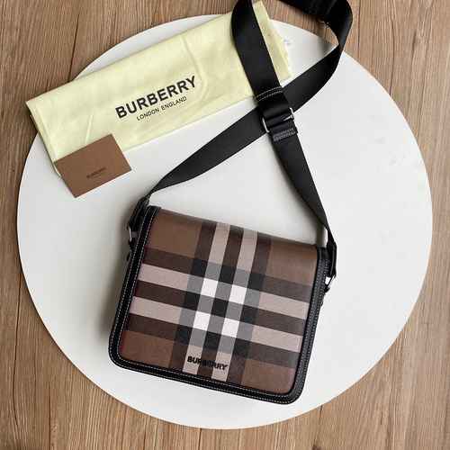 Borsa a tracolla da uomo Burberry realizzata in materiale di tela importato Consegna di alta qualità