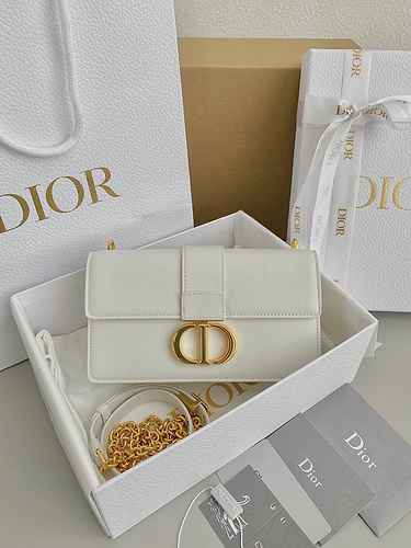 La borsa a tracolla DIOR Dior adotta la versione high-end in pelle originale premium importata per l