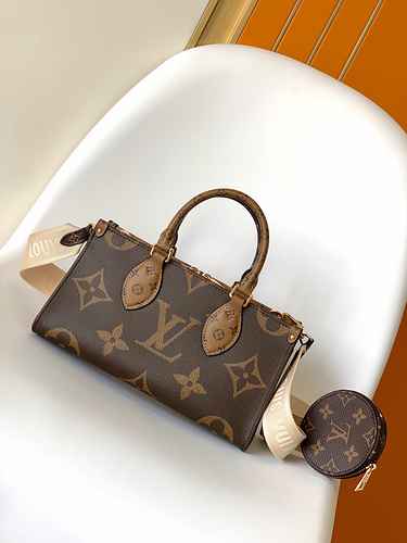 La borsa Toto LV Louis Vuitton è realizzata in pelle originale premium importata, versione di fascia