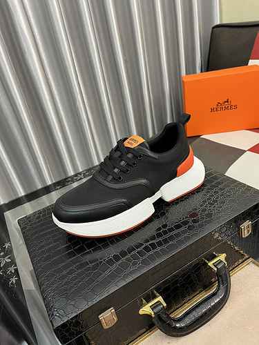 Scarpa da uomo Hermes Codice 0820B40 Taglia 3844 45 personalizzata senza restituzione senza cambio