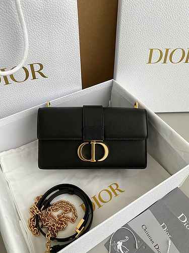 La borsa a tracolla DIOR Dior adotta la versione high-end in pelle originale premium importata per l