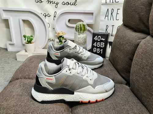 Livello aziendale 951D Adidas Nite Jogger 2019 Boost codice a barre color terra Wang Jiaer sostiene 