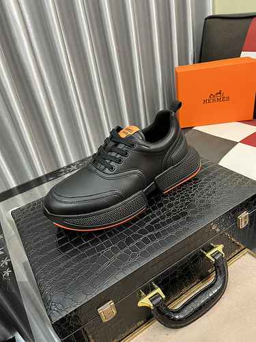 Scarpa da uomo Hermes Codice 0820B40 Taglia 3844 45 personalizzata senza restituzione senza cambio