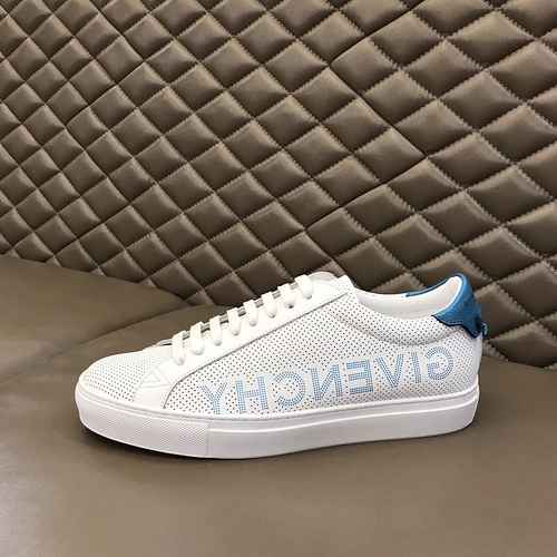 Givenchy Men's Shoe Code: 0806B40 Size: 38-44 (45 custom non return non exchange)