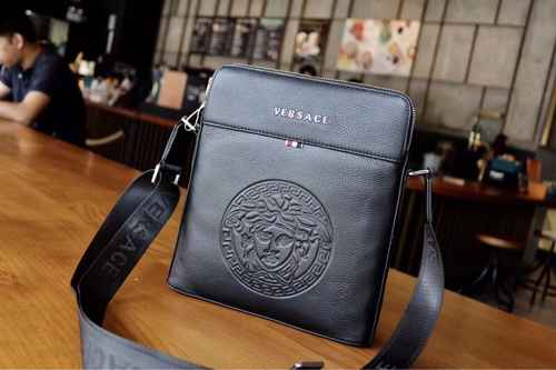 VERSA Versace Borsa a tracolla esclusiva da uomo realizzata in materiale di tela importato Consegna 