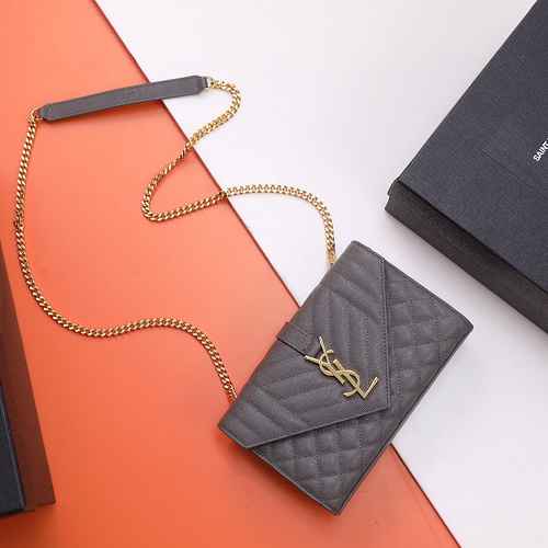 La borsa a catena YSL Saint Laurent adotta la versione high-end in pelle originale premium importata