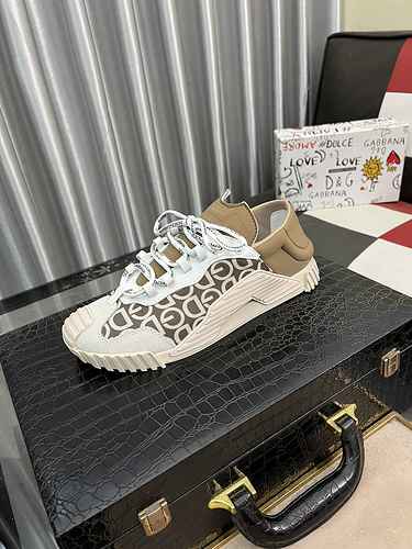 Dolce&Gabbana Men's Shoe Code: 0820B50 Size: 38-44 (45, 46 custom non return non exchange)