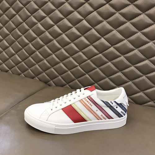 Scarpa da uomo Givenchy Codice 0806B30 Taglia 3844 45 personalizzata senza restituzione senza cambio