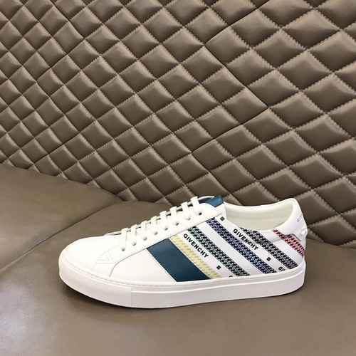 Scarpa da uomo Givenchy Codice 0806B30 Taglia 3844 45 personalizzata senza restituzione senza cambio