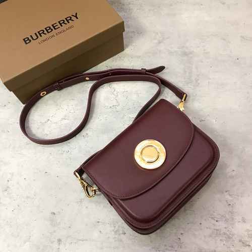 La borsa a tracolla Bur Burberry è realizzata in pelle originale di alto livello importata e version