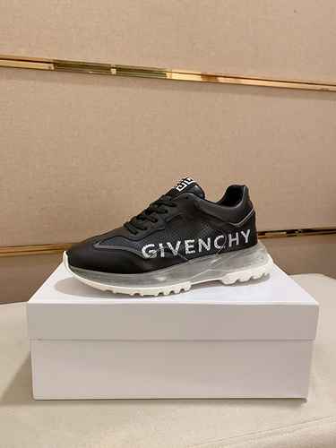 Givenchy Men's Shoe Code: 0910C20 Size: 38-44 (Customizable 45 non return or exchange!)
