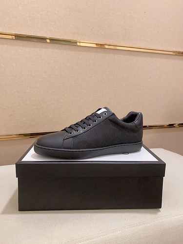 GUCCI Scarpa Uomo Cod. 0910B30 Taglia 3844