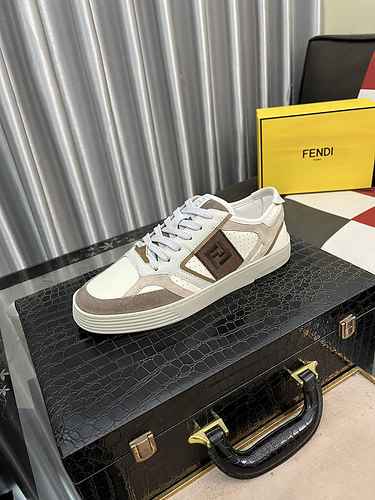 Scarpa Uomo Fendi Codice 0820C20 Taglia 3844