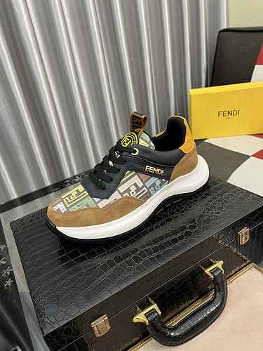 Scarpa Uomo Fendi Codice 0909B50 Taglia 3844