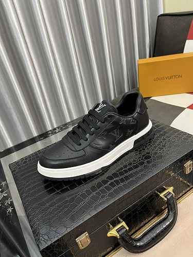 LV Men's Shoe Code: 0909B40 Size: 38-44