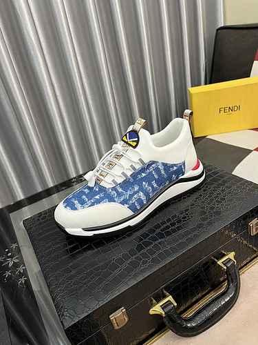 Scarpa Uomo Fendi Codice 0909B40 Taglia 3844