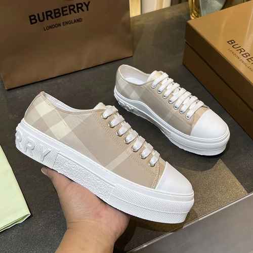 Burberry Coppia Codice 0831C00 Taglia Donna 3540 Uomo 3945