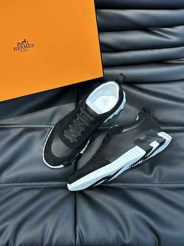 Scarpa Uomo Hermes Codice 0906B50 Taglia 3844 personalizzata a 45