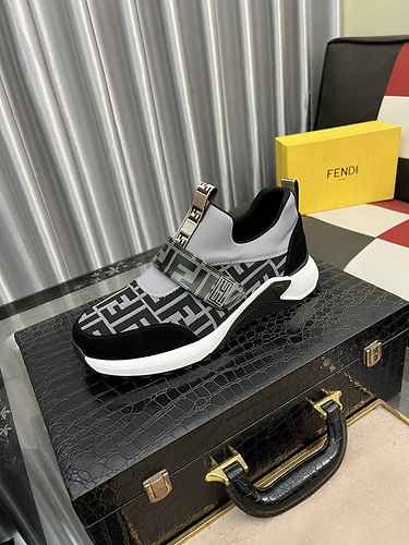 Scarpa Uomo Fendi Codice 0908B50 Taglia 3844