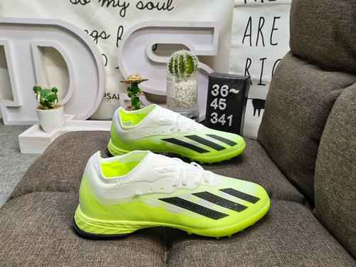 Livello aziendale 341D Le scarpe da calcio Adidas PERFORMANCE COPA MUNDAL sono progettate utilizzand