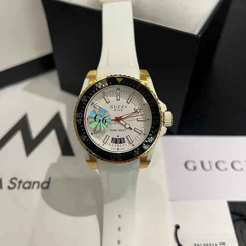 GUCCI Orologio Gucci Coppia Orologio abbinato al movimento meccanico originale completamente automat