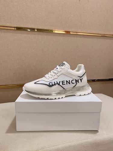 Givenchy Men's Shoe Code: 0910C20 Size: 38-44 (Customizable 45 non return or exchange!)