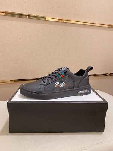 GUCCI Scarpa Uomo Cod. 0910B50 Taglia 3844