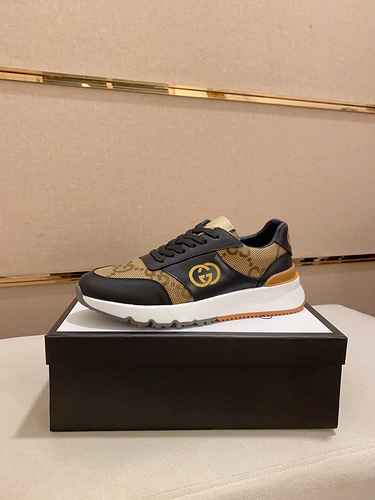 GUCCI Scarpa Uomo Cod. 0910B50 Taglia 3844