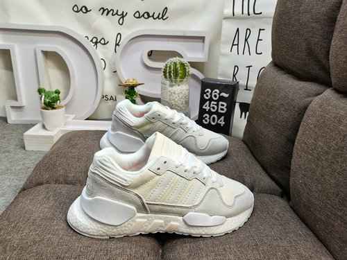 304D All Pig Eight Leather Company Goods Adidas ZX 930 x EQT nasce dalla ricerca pubblicata dallo St