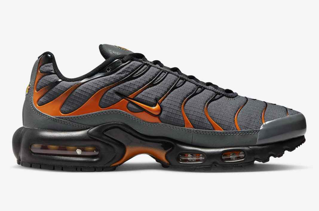 Nike Air Max Plus FB3358-001 40-46 (4).jpg