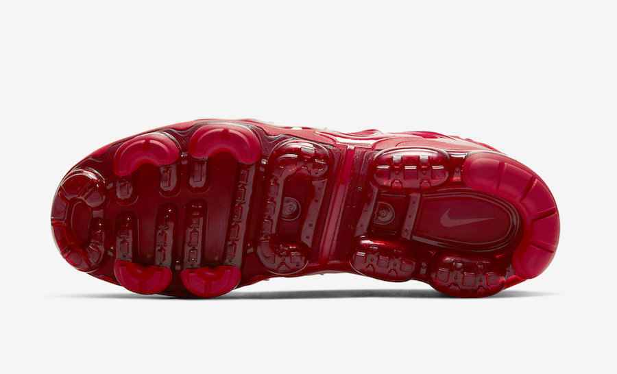 Nike-Air-VaporMax-Plus-Red-CW6973-600-Release-Date-1.jpg