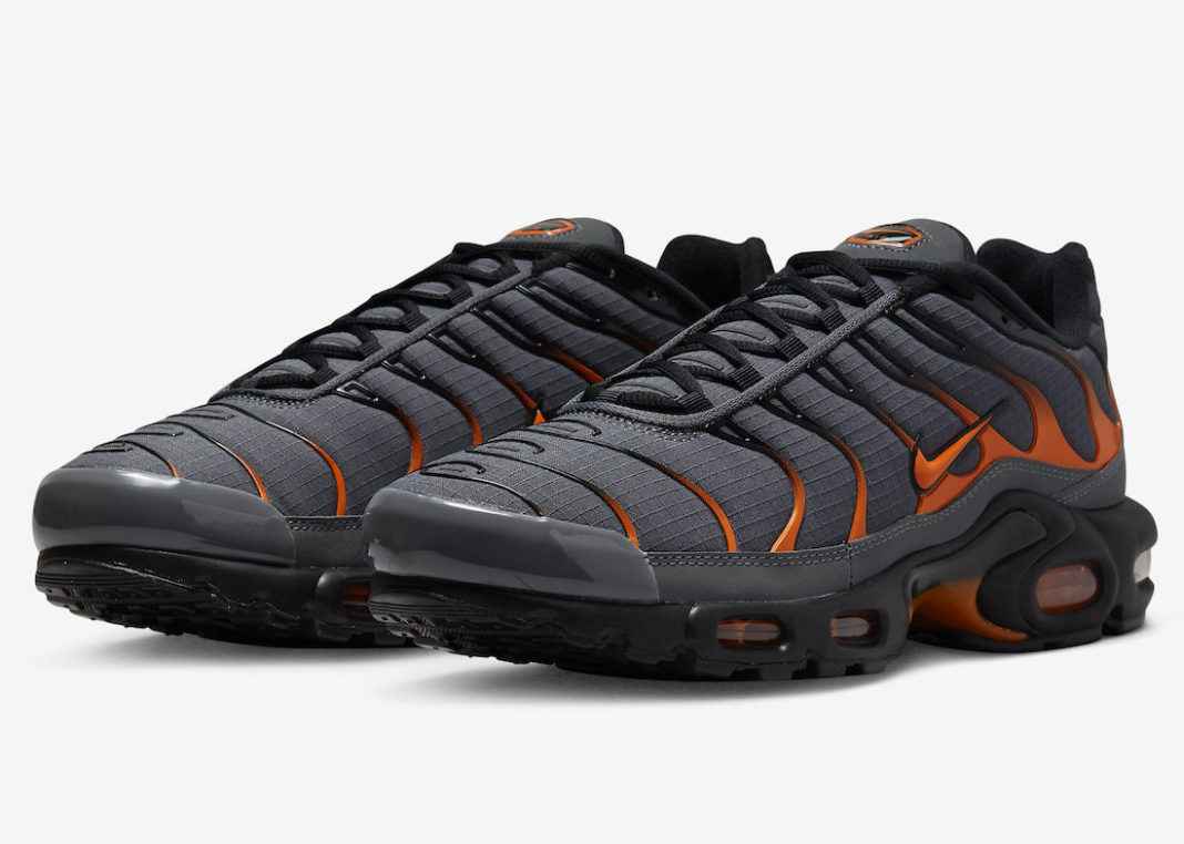 Nike Air Max Plus FB3358-001 40-46 (5).jpg