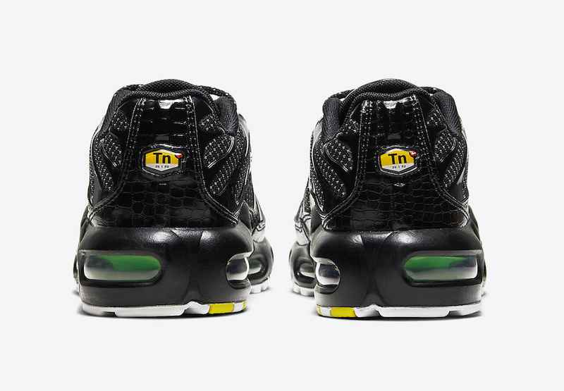 Nike-Air-Max-Plus-Black-Croc-CV2392-001-Release-Date-3.jpg