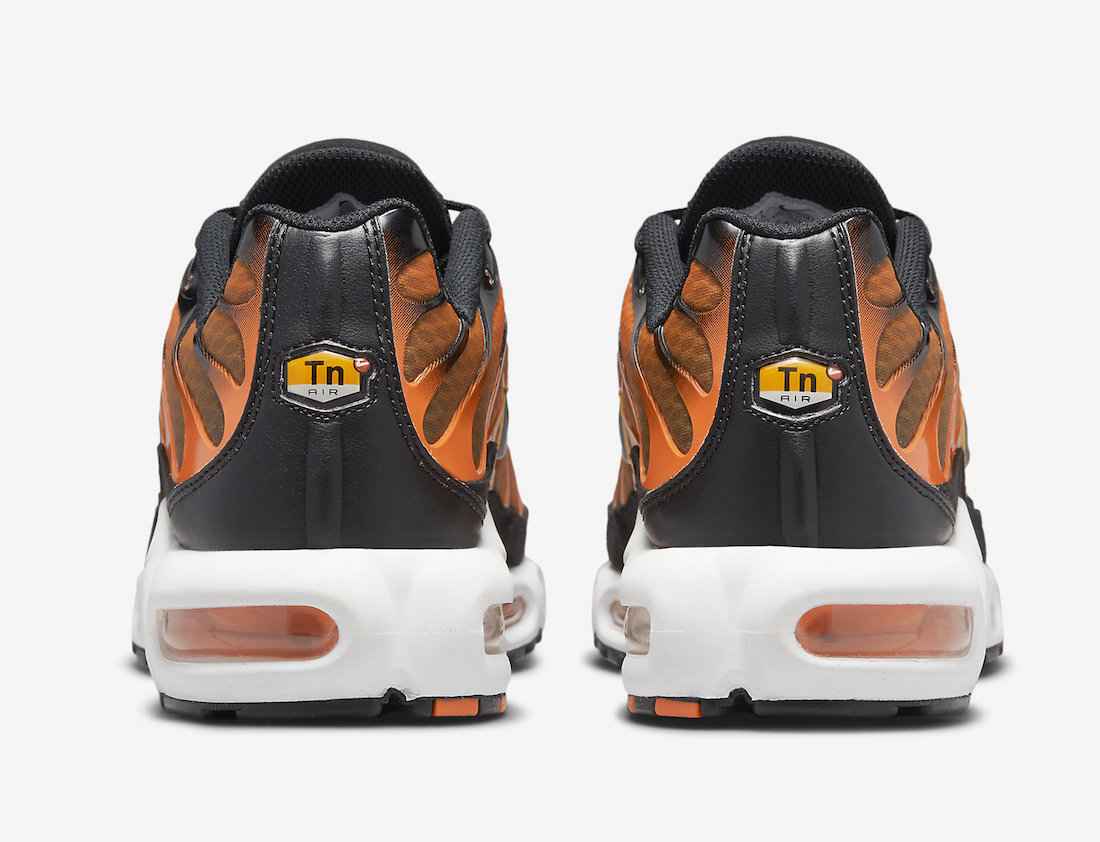 Nike-Air-Max-Plus-Orange-Black-DM0032-800-Release-Date-5.jpeg