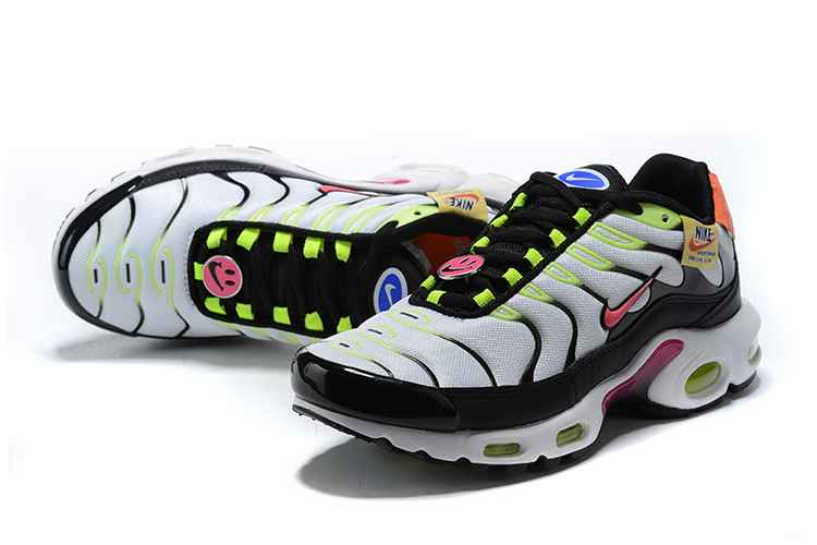 Nike Air Max Plus CU4747-100 40-46 (3).jpg